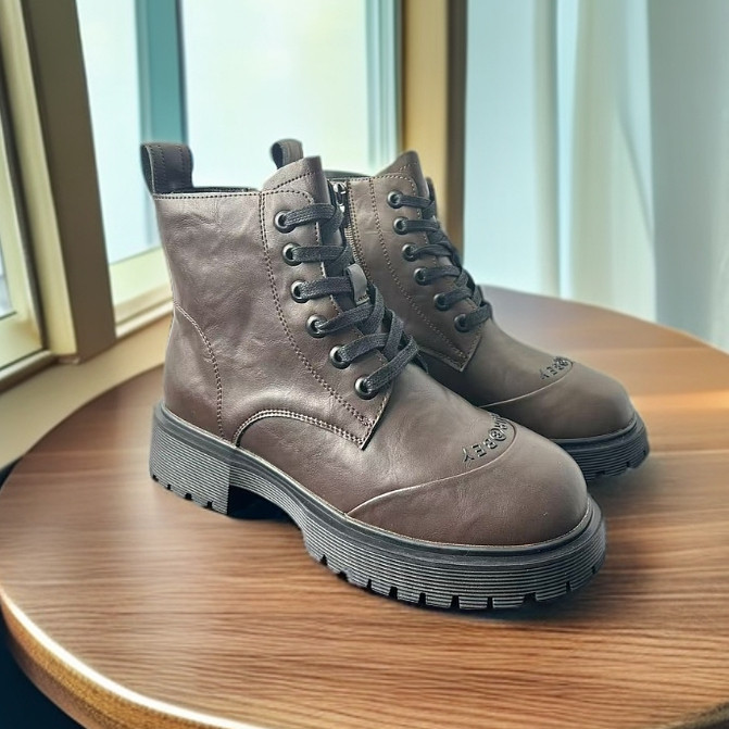 6688英伦风真皮马丁靴新款秋冬百搭休闲靴子时尚潮流女士复古,女鞋,马丁靴,淘宝优惠券,粉丝福利购,淘宝优惠卷