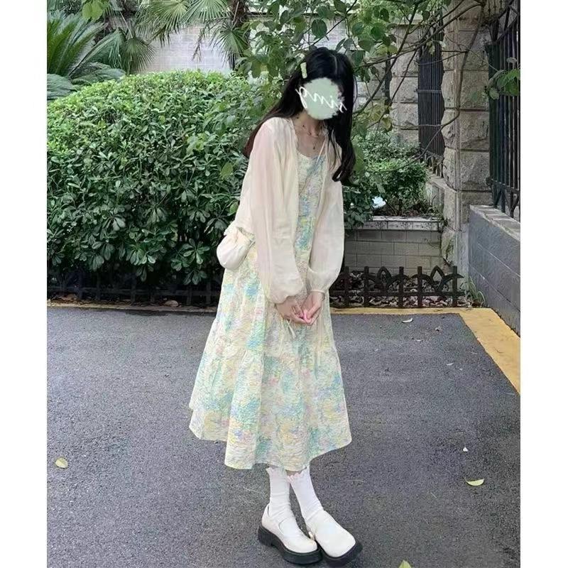 2025新款日系小清新甜美可爱嫩绿吊带连衣裙女学生+夏季防晒