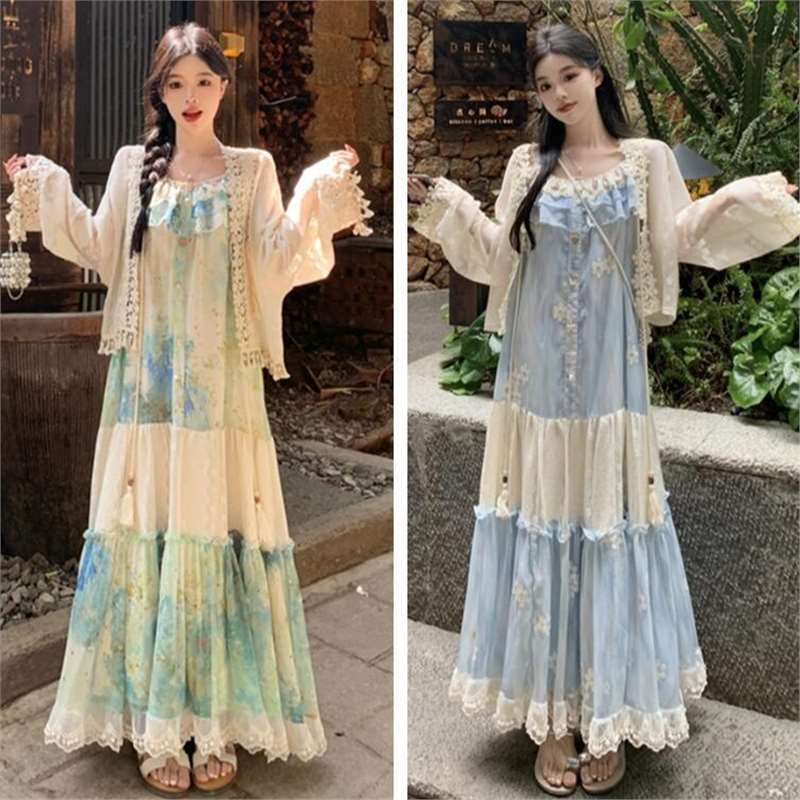 2026新款大码度假油画花边吊带连衣裙女夏季胖mm超仙长裙民族风