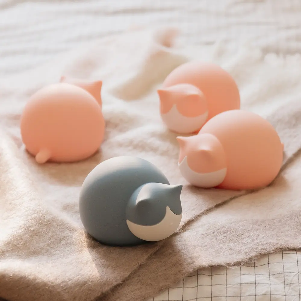 冬季新品猫咪热水袋暖水袋可爱硅胶注水暖宝宝