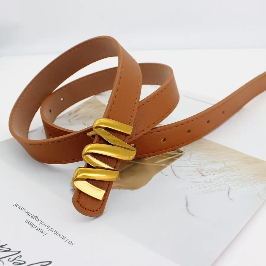 新款ins风青年学生m字母扣女士时尚潮流装饰百搭牛仔裤女