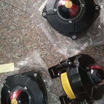 ITS-311气动阀门VLS1221-R-400磁感应NJ-V3-N防爆限位开关UM-1311