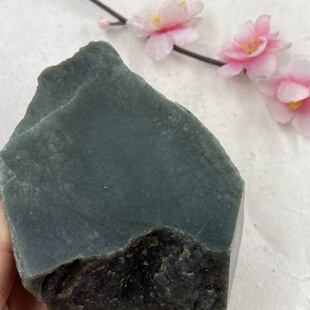 新疆和田玉且末磨刀石边角料摆件玉石料下脚料标本料 475克t 包邮