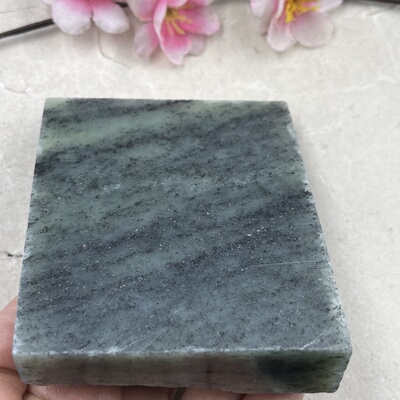 新疆和田玉青花籽牌子边角料玉石料摆件磨刀石片料毛料包邮249克t