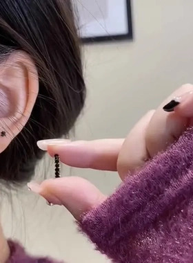 黑色锆石四件套耳圈小耳钉2025年新款潮轻奢小众设计感耳环耳饰女