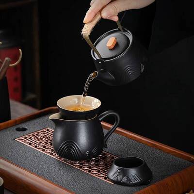 山行黑陶功夫茶具套装家用客厅喝茶防烫提梁茶壶茶杯轻奢高档中式