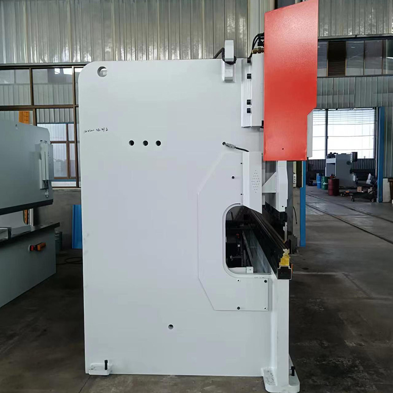 WE67K-160T3200电液同步伺服数控折弯机供应三包一年可选配