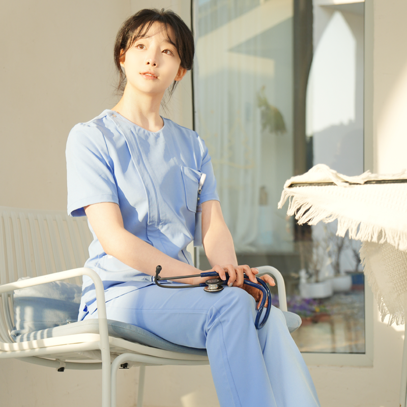 MERFY高端洗手衣女短袖分体套装