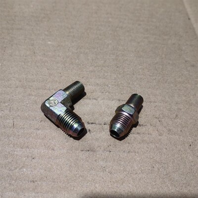 外丝zg1/8平-转G1/4D型扩口直牙1分变2分高压铁接头镀彩锌0102