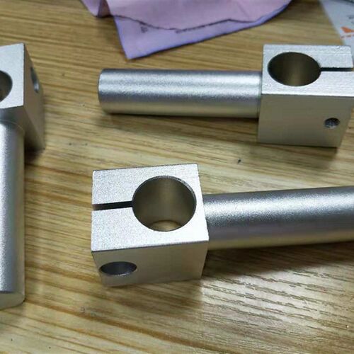 支柱固定夹 悬臂型 360度旋转管夹MKA KLKA 12 15 16 20 25 30 35