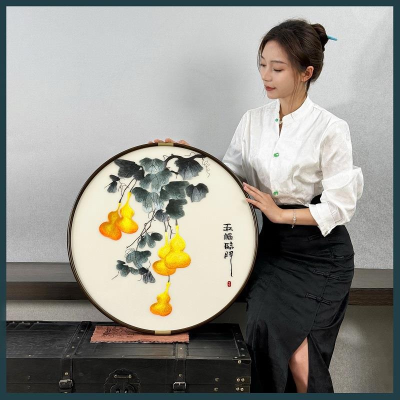 新中式装饰画五福临门刺绣精品苏绣客厅餐厅书房玄关圆形成品挂画图片