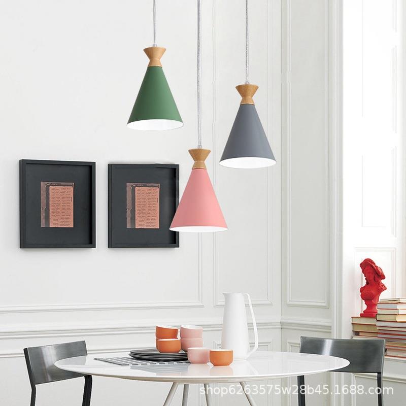 新款北欧日式餐厅吊灯现代简约客厅卧室床头灯走廊阳台过道吸顶灯
