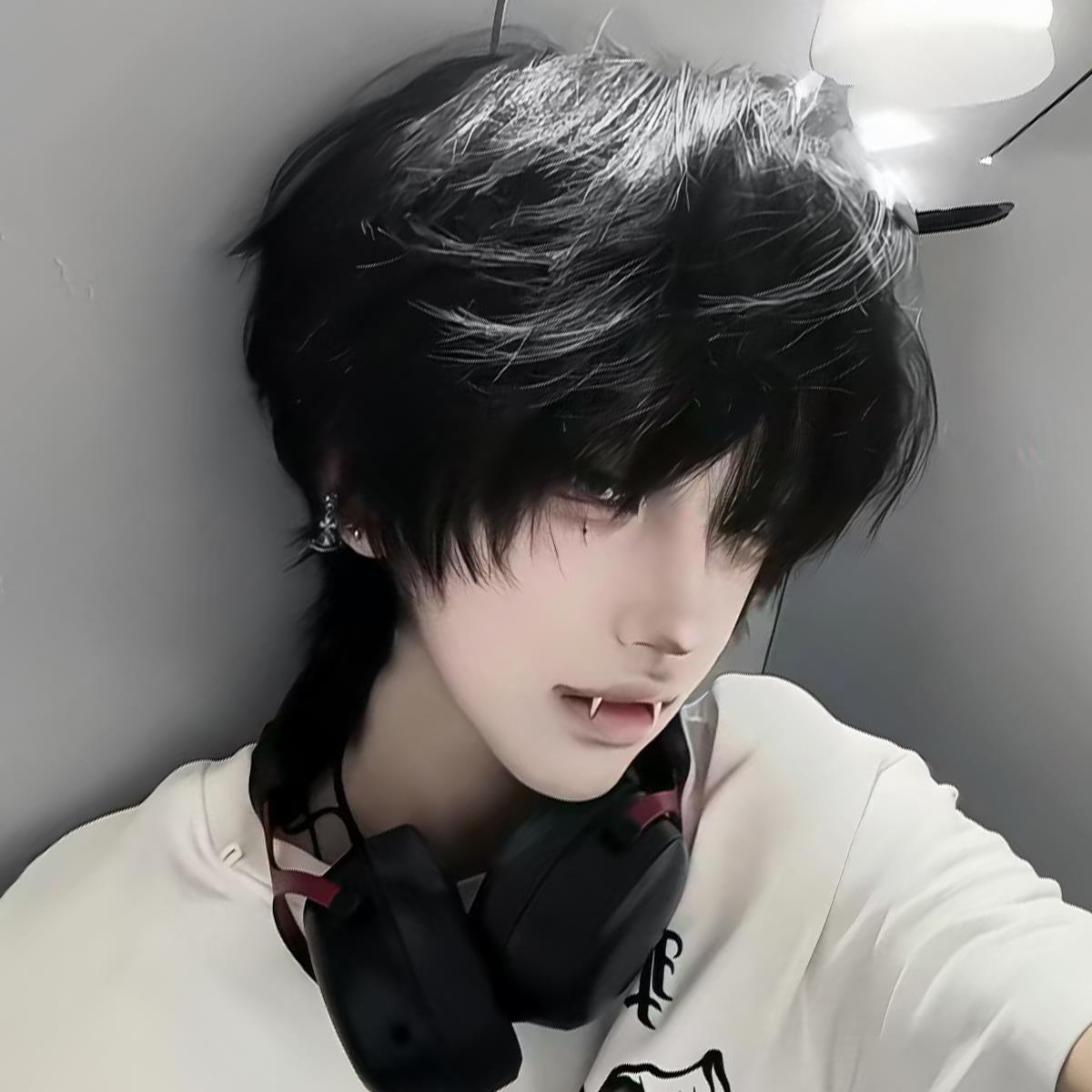 网红假发男短直发在线男神略破封面忧郁男孩透气k型人工全头饰