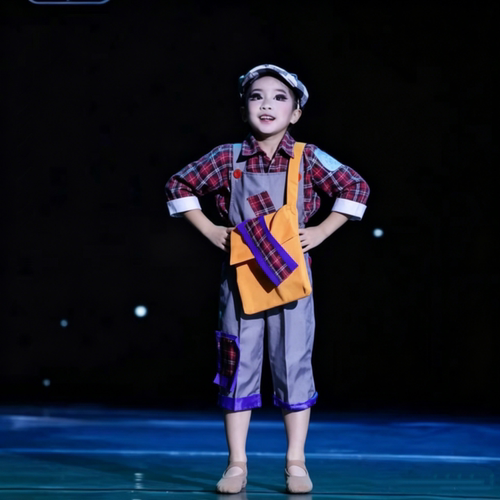 桃李杯报童晨曦演出服