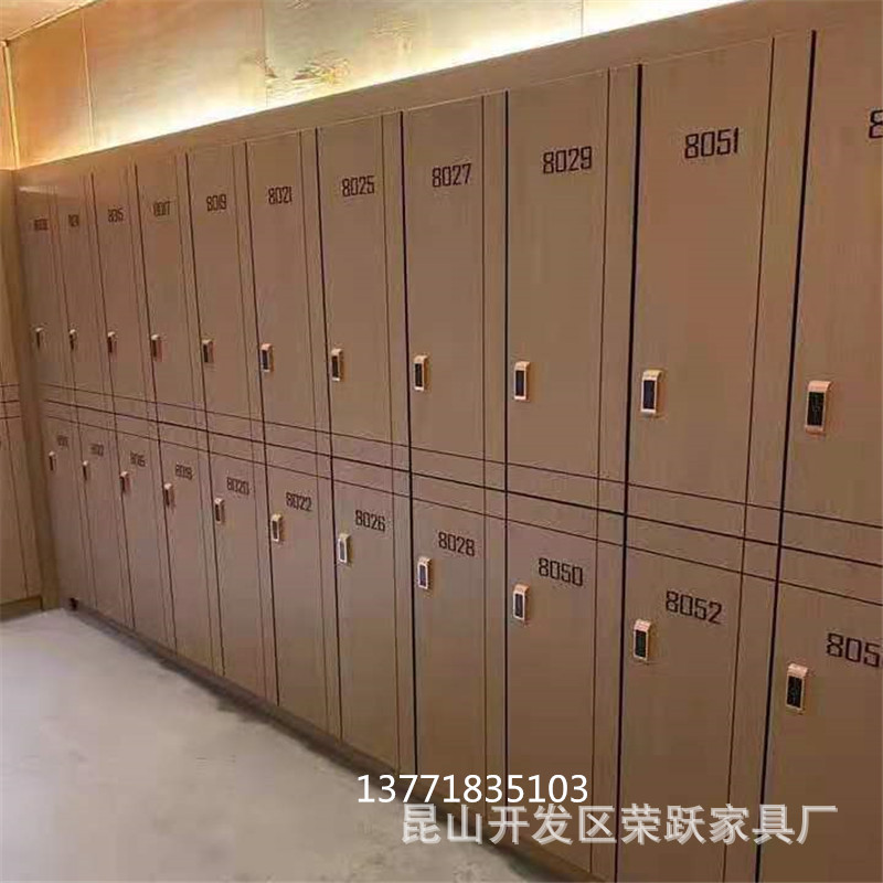 洗浴汗蒸房温泉馆健身房木质换衣柜员工学生更衣柜健身房储物柜