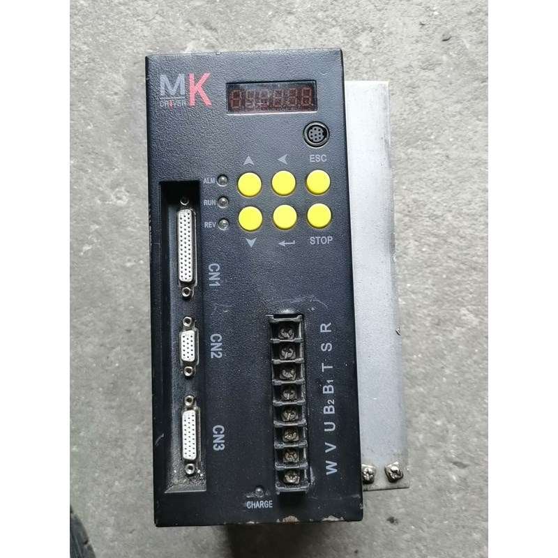 MK主轴伺服驱动SD-S4T3P7-S0,3.7kw