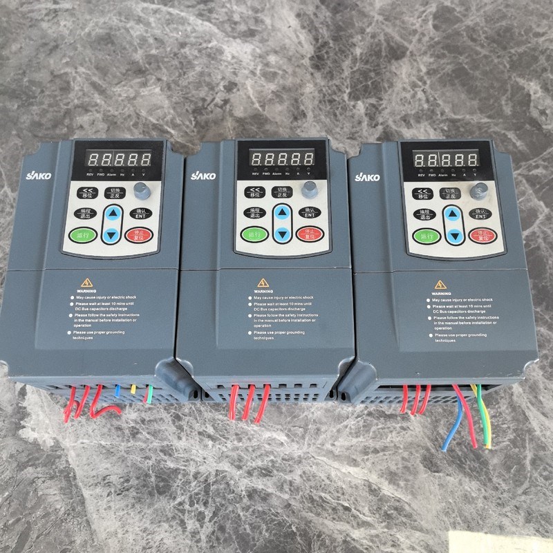 三科变频器,SKI600-1D5G4.  1.5KW(1)台