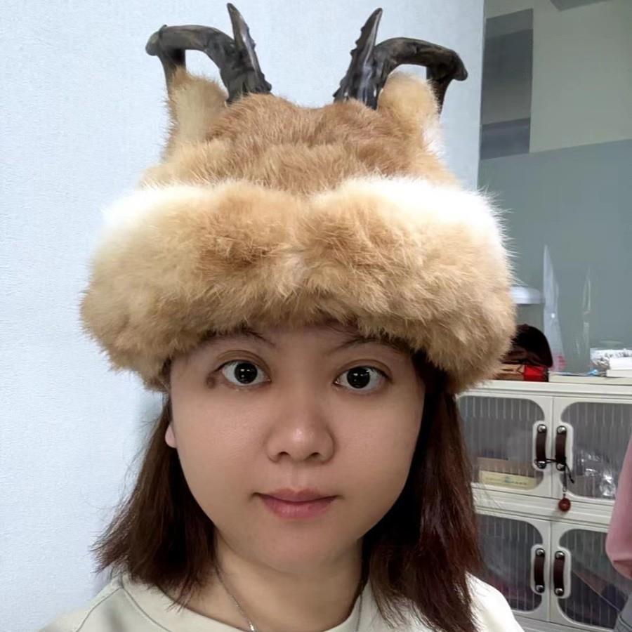 鄂伦春族狍角帽工艺品真皮动物兔马毛收藏纪念品摆件旅游拍摄道具