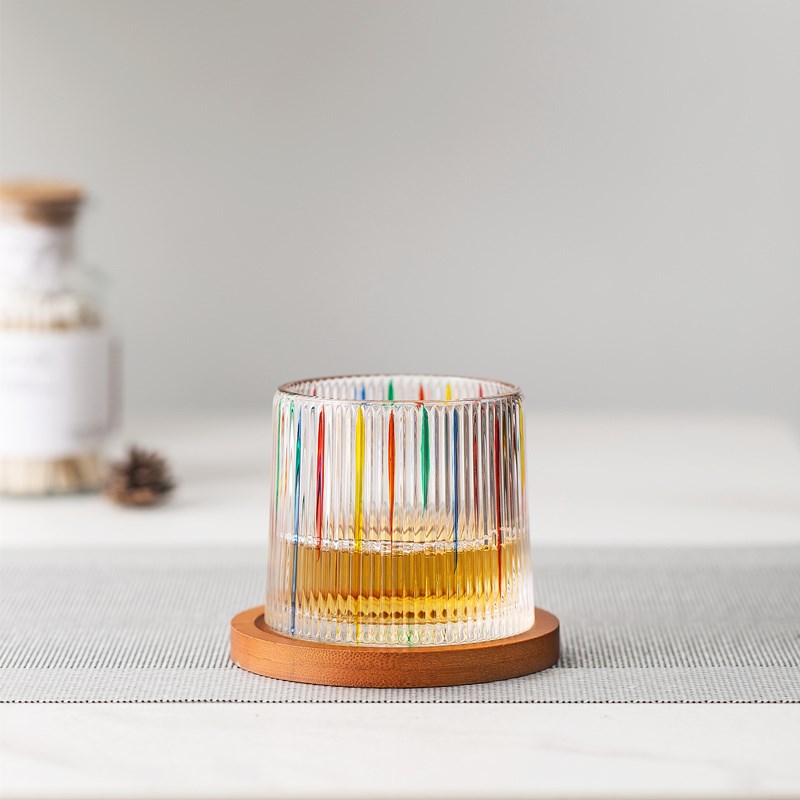 复古浮雕威士忌酒杯创意个性杯子解压转转杯不倒翁酒杯啤酒酒杯