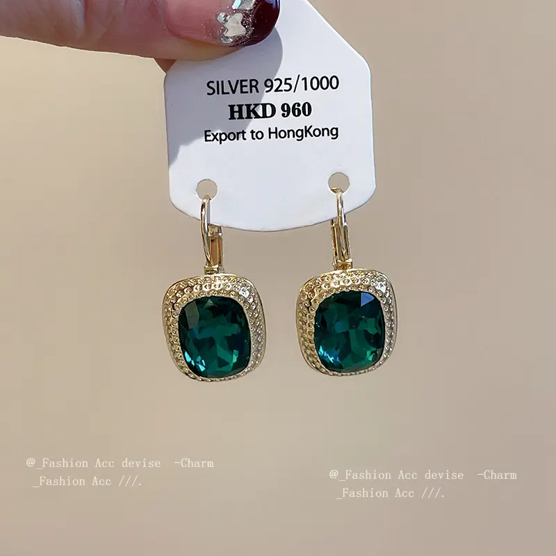 祖母绿长方形水晶耳扣欧美轻奢高级感耳环复古时尚新款百搭耳饰女