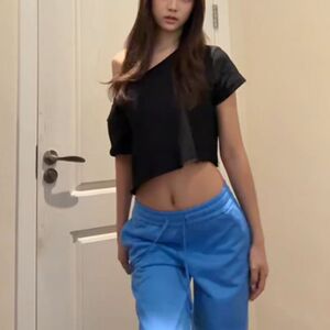 夏季美式辣妹斜肩露肩短