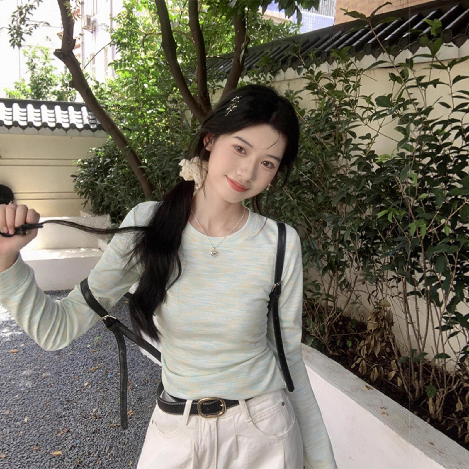 绿色正肩长袖T恤女圆领短上衣春秋冬修身小个子辣妹内搭打底衫