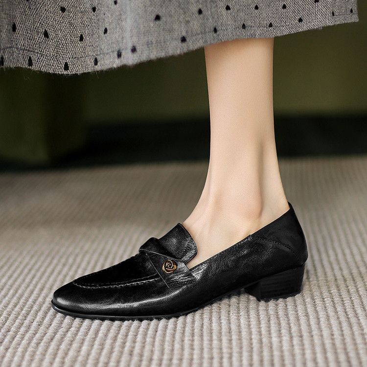 皮鞋女2025年秋季新款复古单鞋低跟鞋女真皮一脚蹬乐福鞋女春夏新