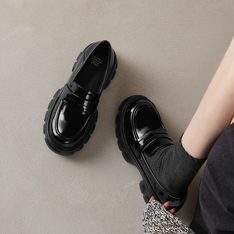 英伦乐福鞋女真皮2025年春季新款蝴蝶厚底一脚蹬百搭小皮鞋