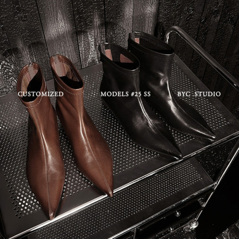 后拉链尖头小个子短靴女鞋2025新款春秋冬季单靴棕色瘦瘦马丁靴子