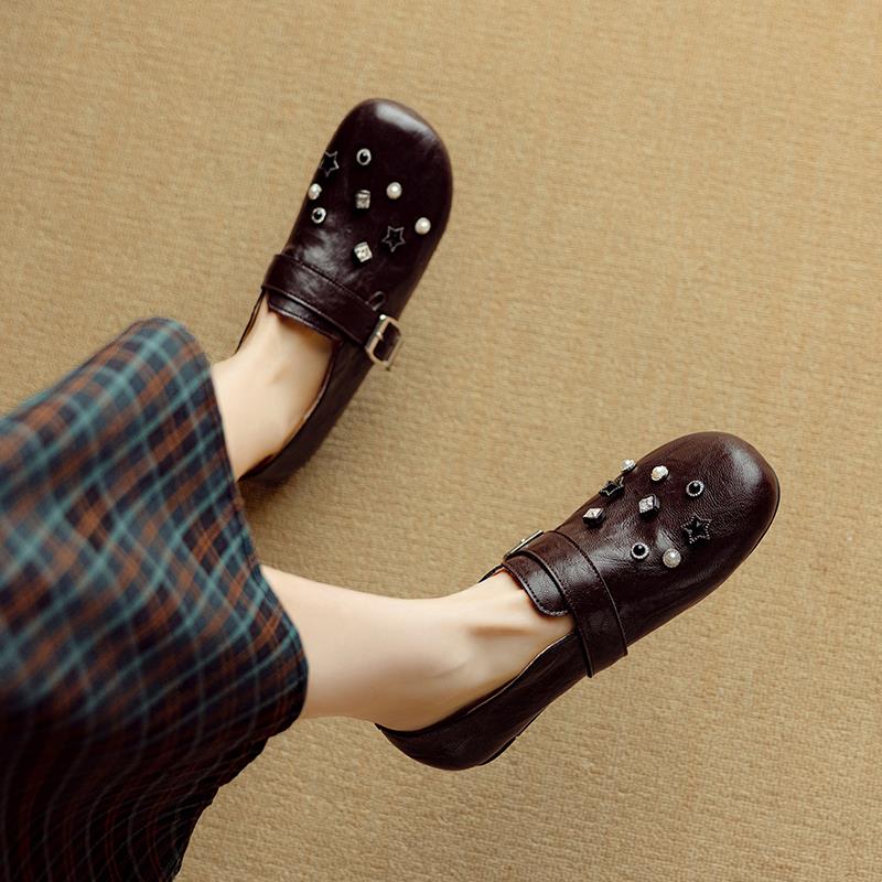 【萌女时代】舒适圆头超酷铆钉皮带扣单鞋头层牛皮复古小皮鞋大头