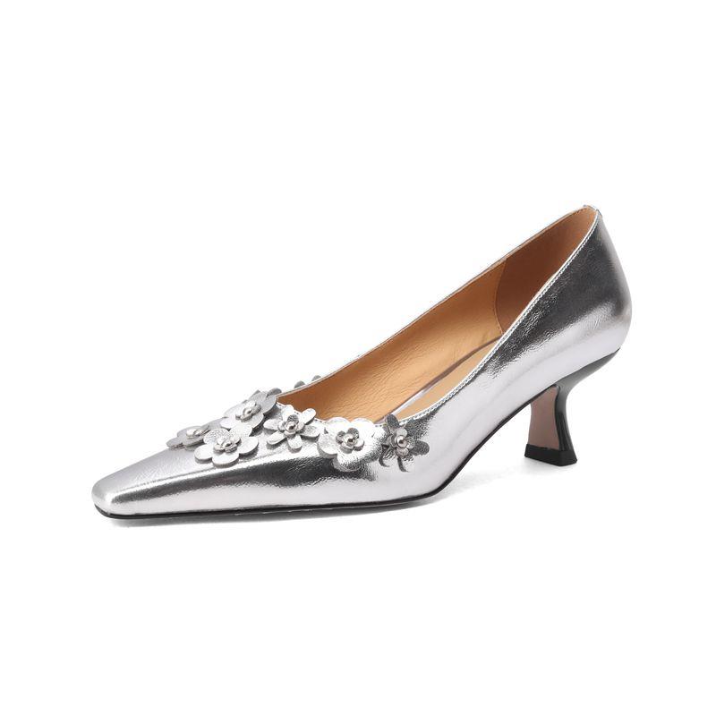 国风花朵银色单鞋女仙女5CM高跟鞋牛皮小方头中跟鞋浅口女鞋子潮