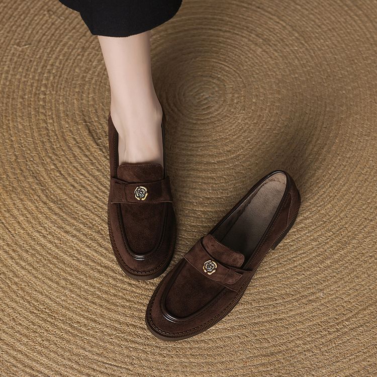 2024年新款秋冬加绒乐福鞋女粗跟百搭中跟学院风英伦单鞋小皮鞋女