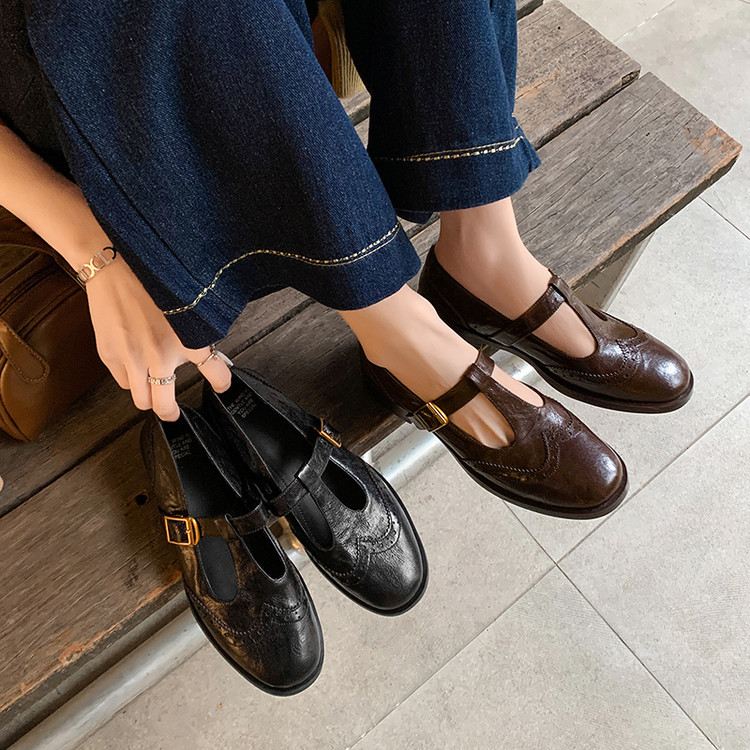 法式复古T字带雕花方头粗跟玛丽珍单鞋2025早春时尚百搭小皮鞋女