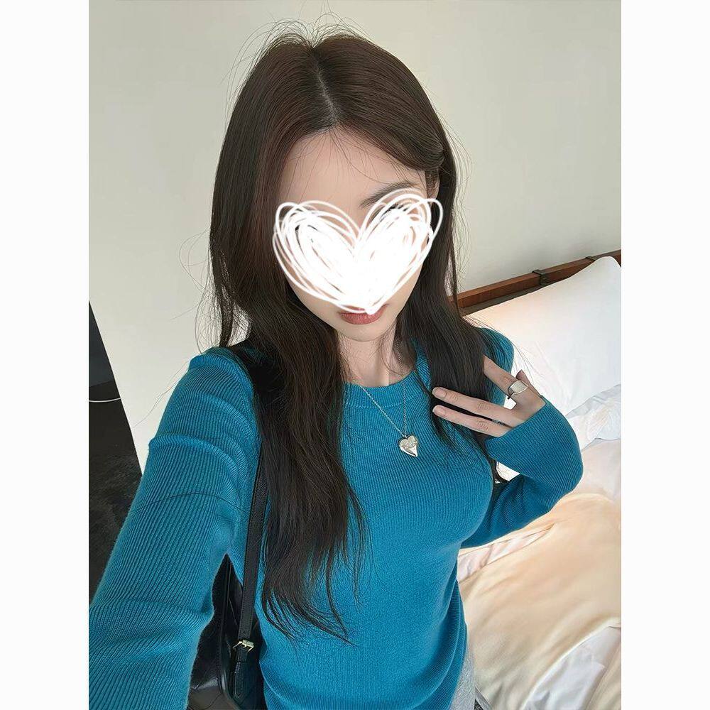 白色内搭上衣打底衫2026新款女秋冬季修身圆领针织黑色毛衣可外穿
