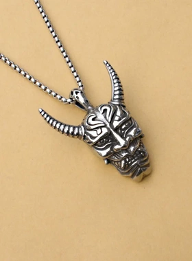 欧美货源 街头般若面具吊坠 嘻哈百搭款钛钢项链个性男士项饰