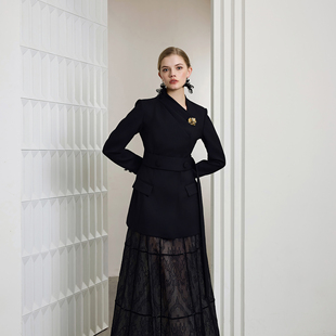 外套高级感轻奢气质女时尚 重工系带西装 YOLLA 西服上衣