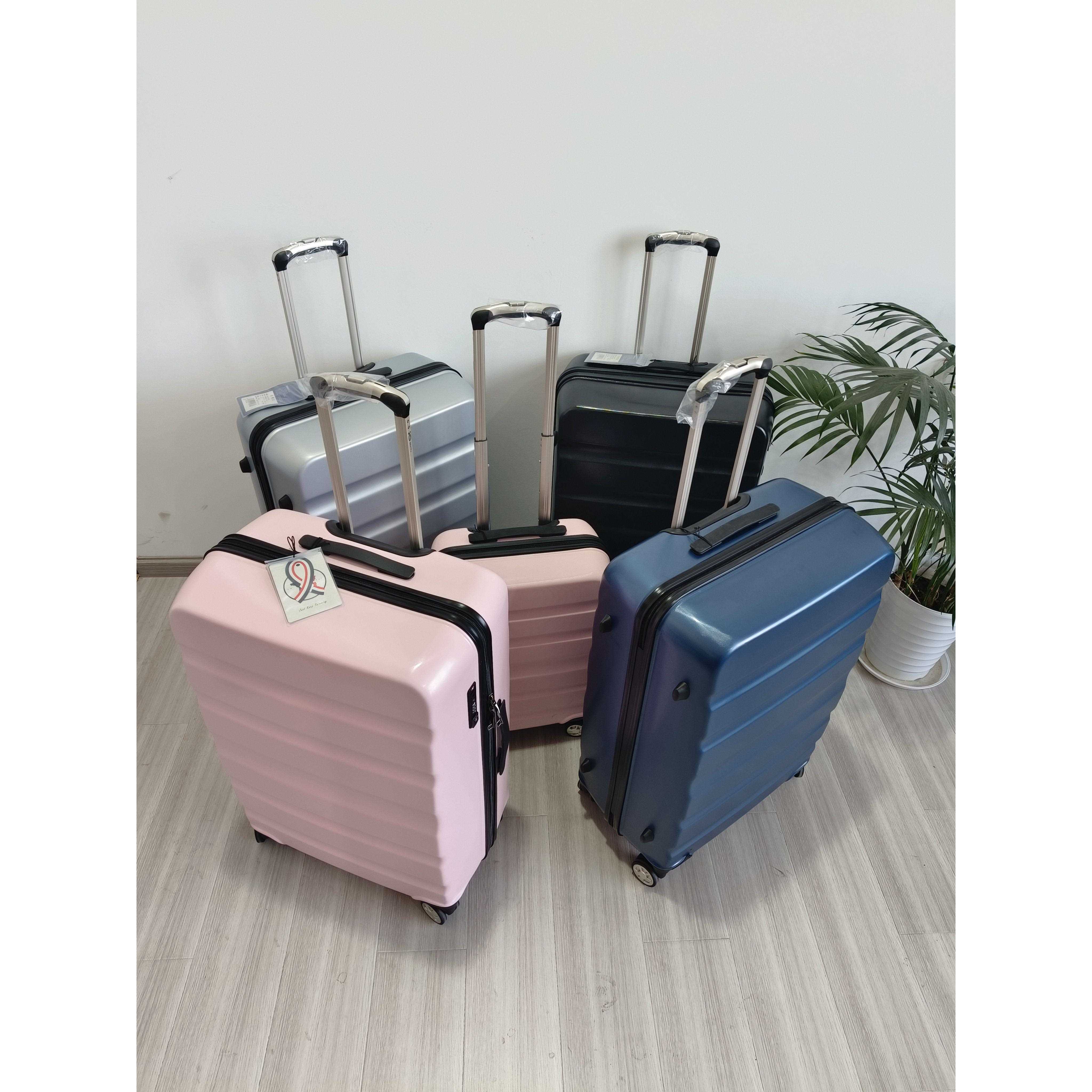 出口出口法国牧羊犬20英寸登机箱24英寸行李箱28英寸托福密码箱大