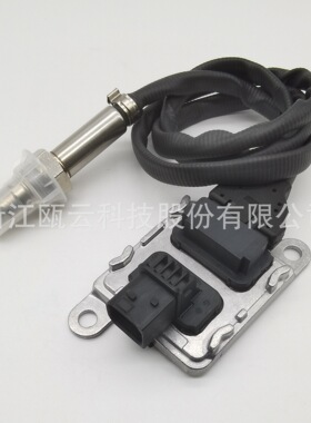 国六氮氧传感器A3C00047900-01，5491434，NB1500 黑色方四针