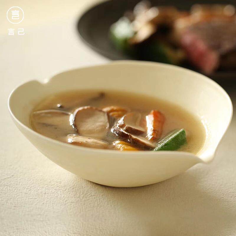 言己生活餐具贝壳系列创意不规则设计师高颜值陶瓷盘子碟家用深盘