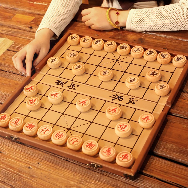 实木象棋便携带折叠棋盘中国象棋成人送礼大号像棋皮盒套装