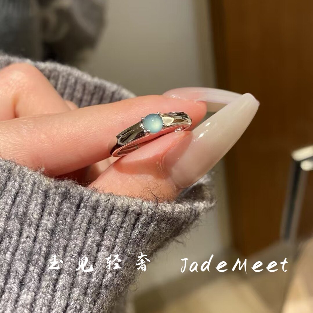 天然a货翡翠蓝水蛋面戒指S925纯银镶嵌天然翡翠蛋面精致轻奢高级图片