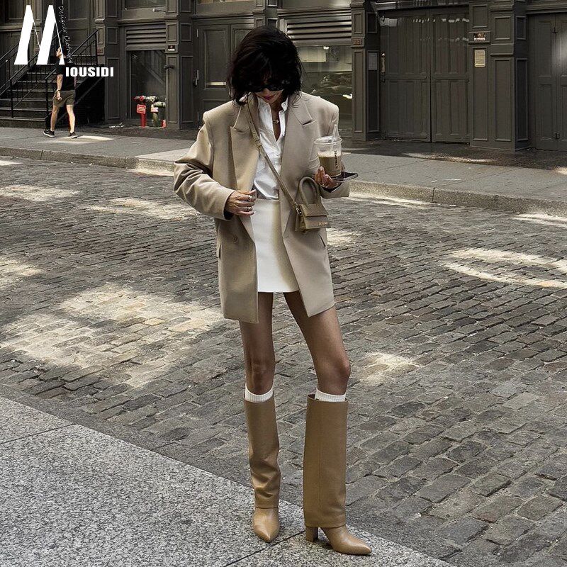 高级感垫肩廓形卡其女春秋新款20D24时尚休闲气质小西服外套潮