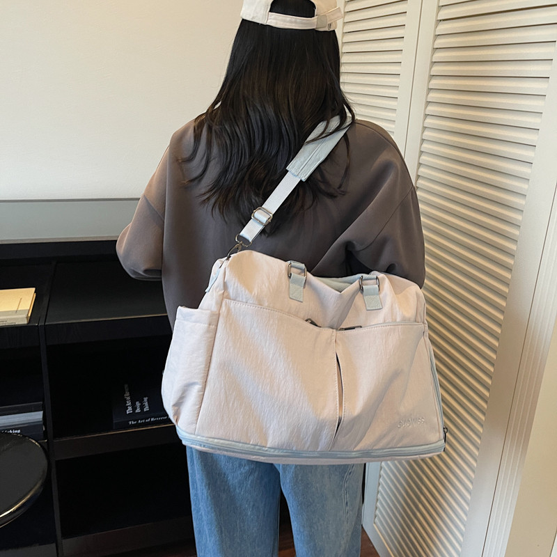 大容量轻便女款手提斜挎旅行袋