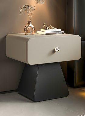 意式极简悬浮实木床头柜家用卧室轻奢高级感2025新款创意小型边柜