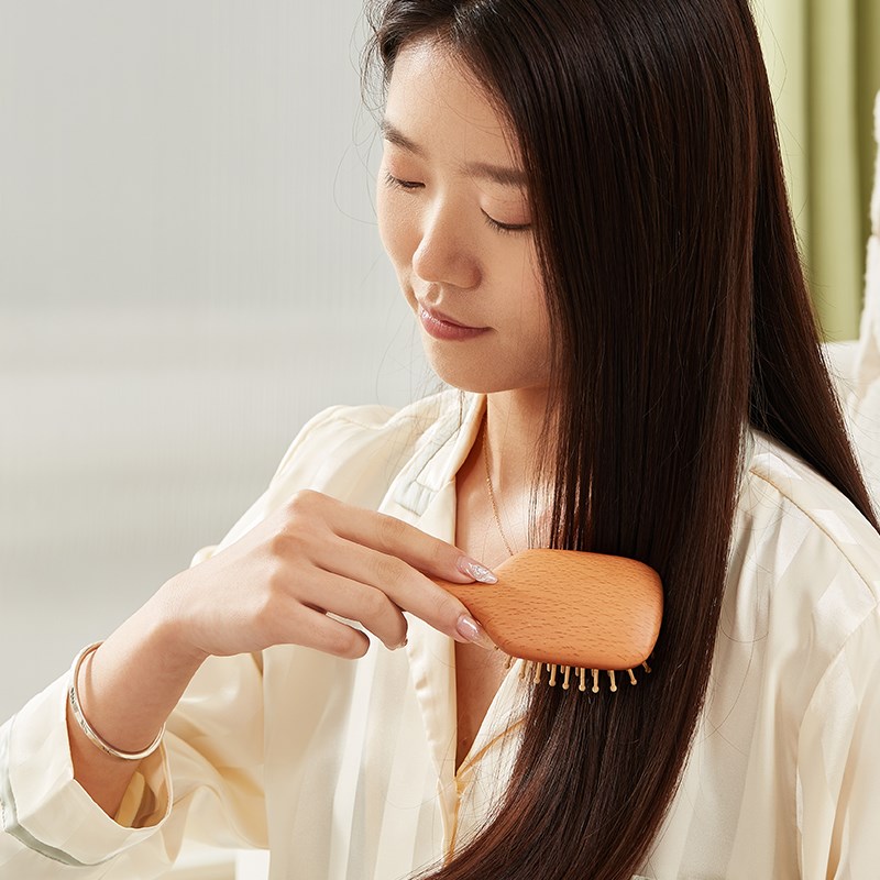 初心天然实木迷你榉木气垫梳头皮按摩梳儿童梳便携梳子头部养发梳