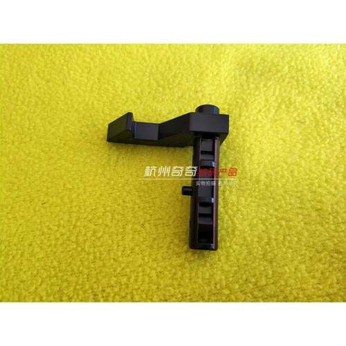 柯美美能达 C650C550C451C652C452C552 纸盒侧门挂钩门钩原装配件