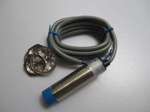 上海卓一接近开关常开型ZYJA12-4AA/R3(LJ12A3-4-J/EZ)