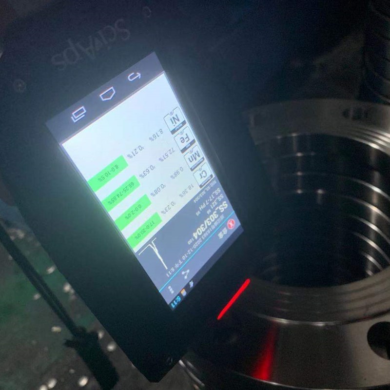 304不锈钢法兰盘锻打HG/T20592国标平焊对焊法兰片PN25法兰片DN50