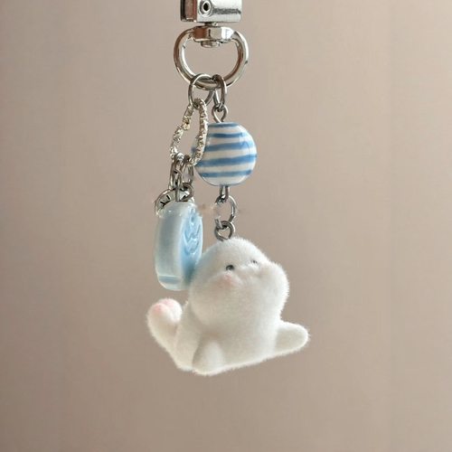 萌笨笨海豚高颜值植绒合金钥匙扣