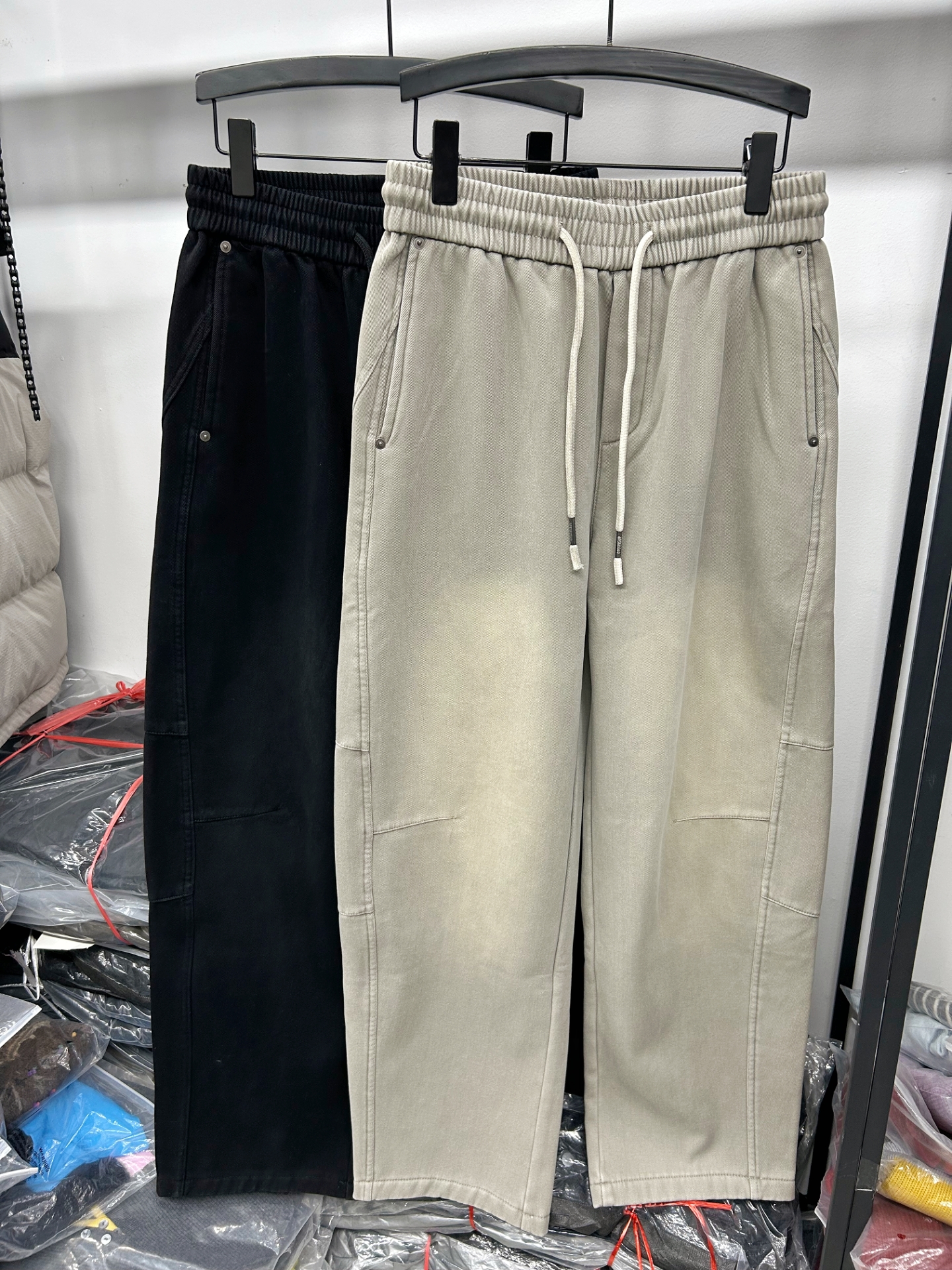 男士冬季加厚宽松百搭弯刀牛仔裤